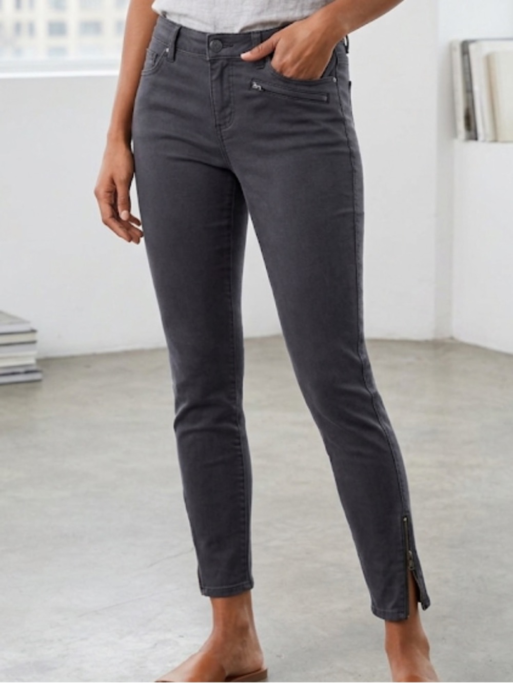 LOFT Gray Skinny Jeans Versatile Style
